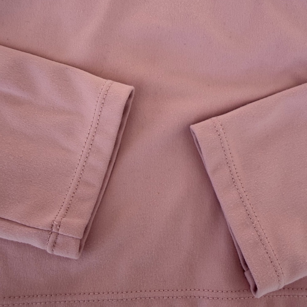 Elegant Pink Long Sleeve Crop Top - Picture 4 of 7